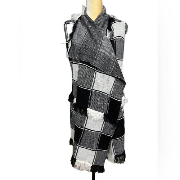 Checker Beautiful Womens Pullover Cardigan‎ Shawl Size Medium - Picture 1 of 7